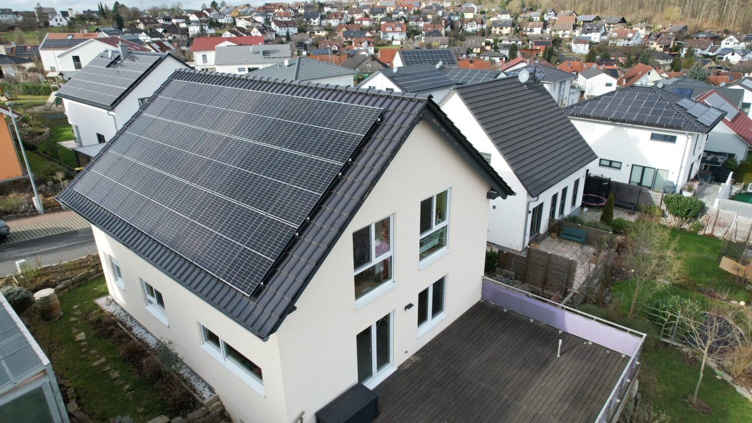 Stuis Photovoltaik GmbH – TOP-Partner Würzburg